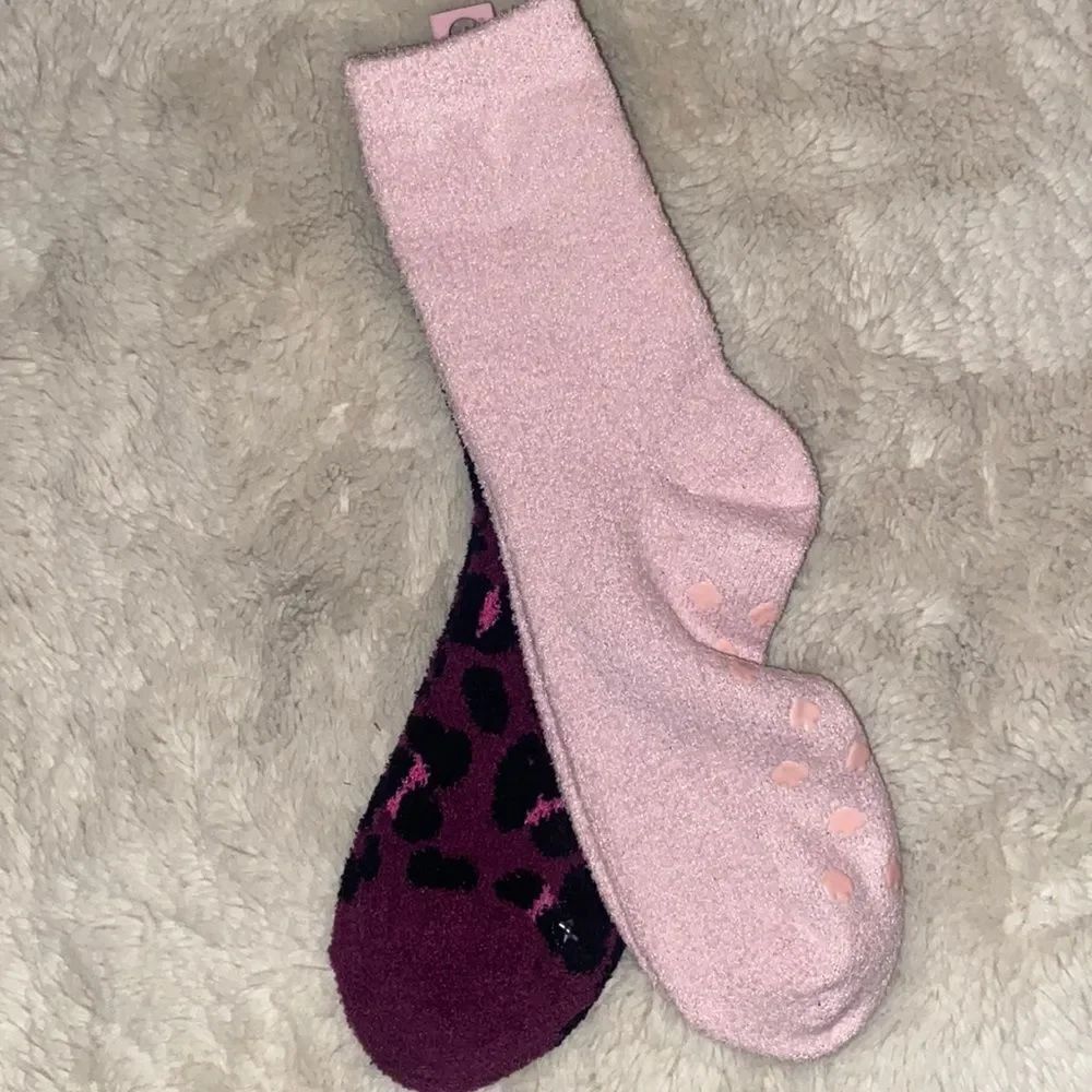 Kate ♠️ Spade Set of Two Crew Socks! - Picture 6 of 8
